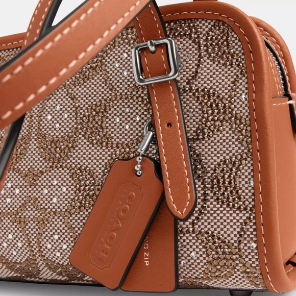 Coach Swing Zip Bag 20 In Crystal Signature Jacquard - Picture 9 of 11